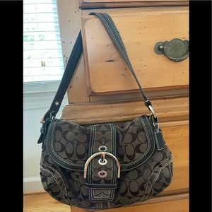 Vintage Little brown coach shoulder bag!